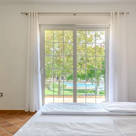 Andalusische Luxus-finca La Almunia Garden Ronda * Arriate